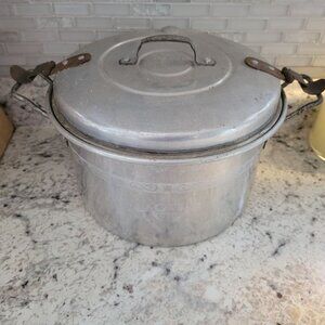 Vintage Pure Aluminum Camping Cook Pot With Lid & Handles Made In USA